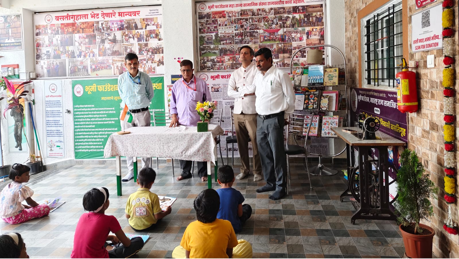 'Operation Sindoor' Warrior Wing Commander Devendraji Autade paid a goodwill visit to the Bhumi Foundation residential project in Wagholi, Pune.